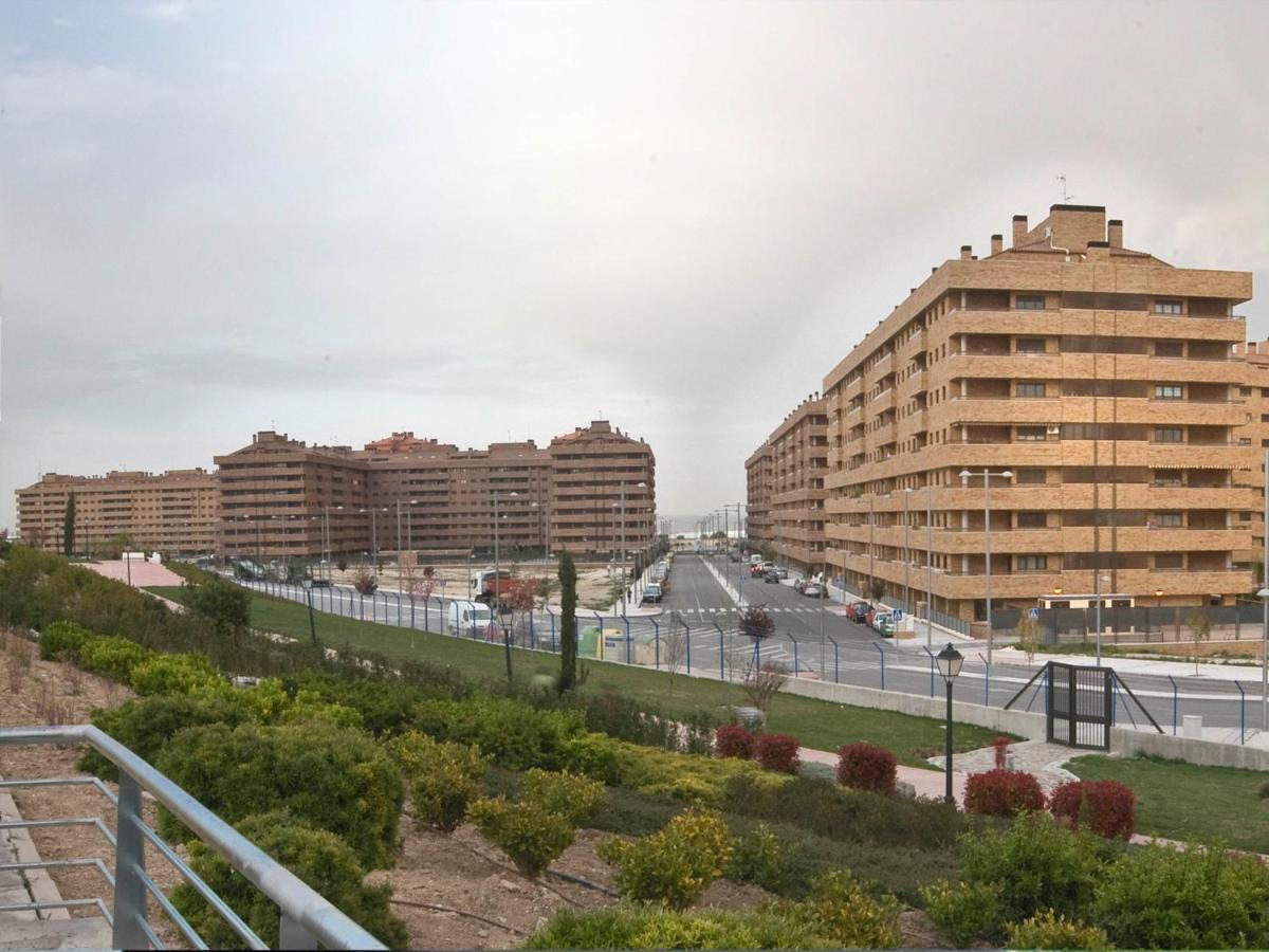 Апартаменты Aires De Toledo-Parque Warner Y Madrid En Familia Экстерьер фото