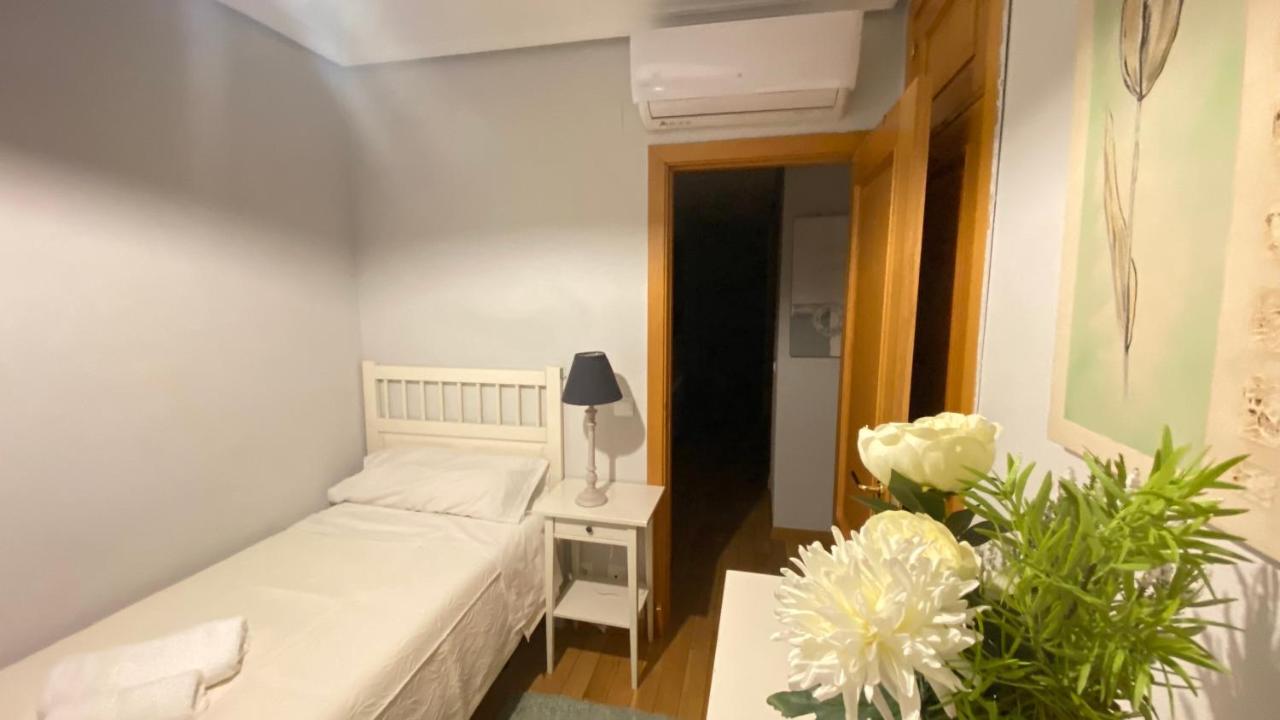 Апартаменты Aires De Toledo-Parque Warner Y Madrid En Familia Экстерьер фото
